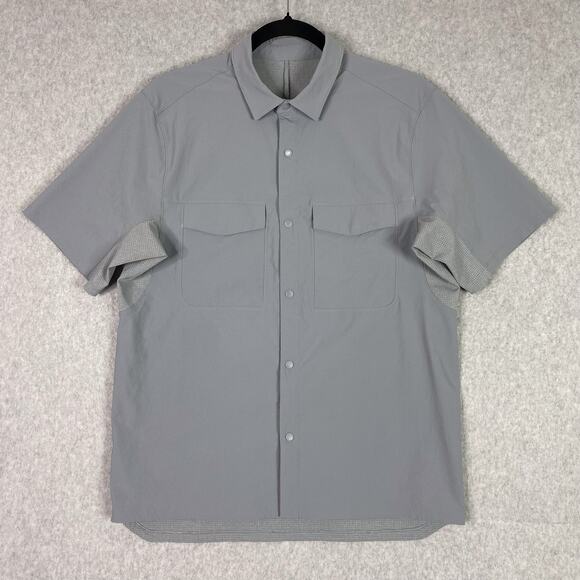 Lululemon Shirt Mens M Grey Double Pocket Overshirt Short Sleeve Snap Closure - Picture 1 of 6